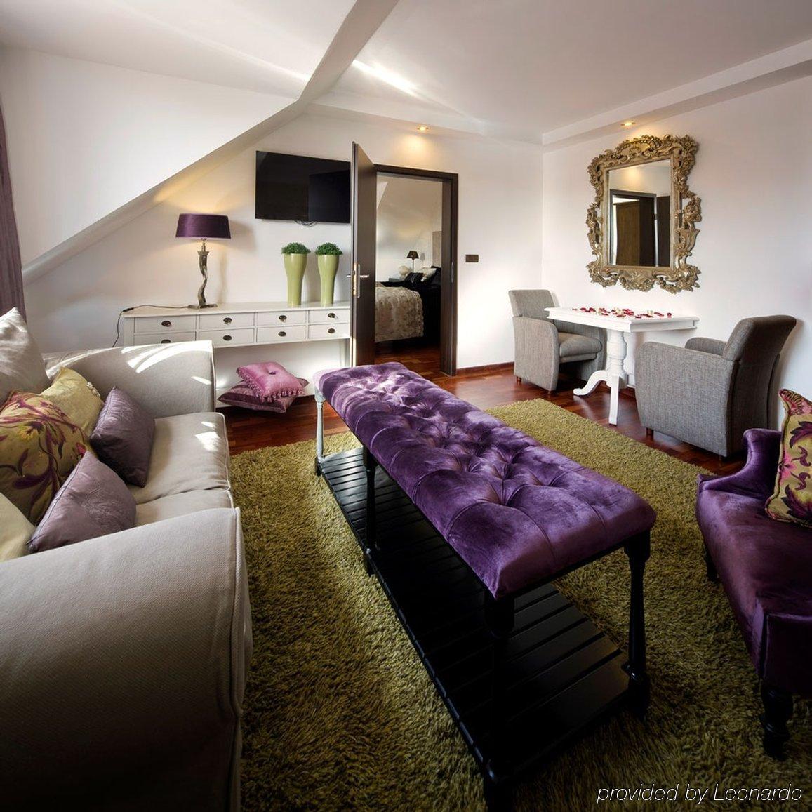 Hotel Moers Van Der Valk Bagian luar foto
